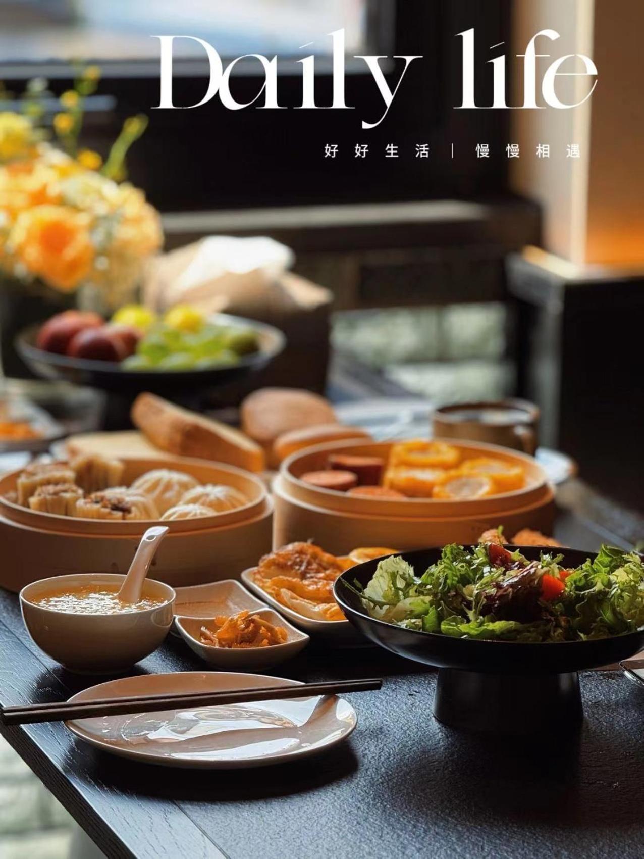 Happy Dragon Courtyard- Newly Renovated With French Windows, Near Tian'Anmen Forbidden City,Lama Temple And Heaven Temple, 3Minutes Walk From Subway,Fluent English Speaking With Tourist Sights Tickets Service ,Free Coffee &Laundry Service Peking Exterior foto