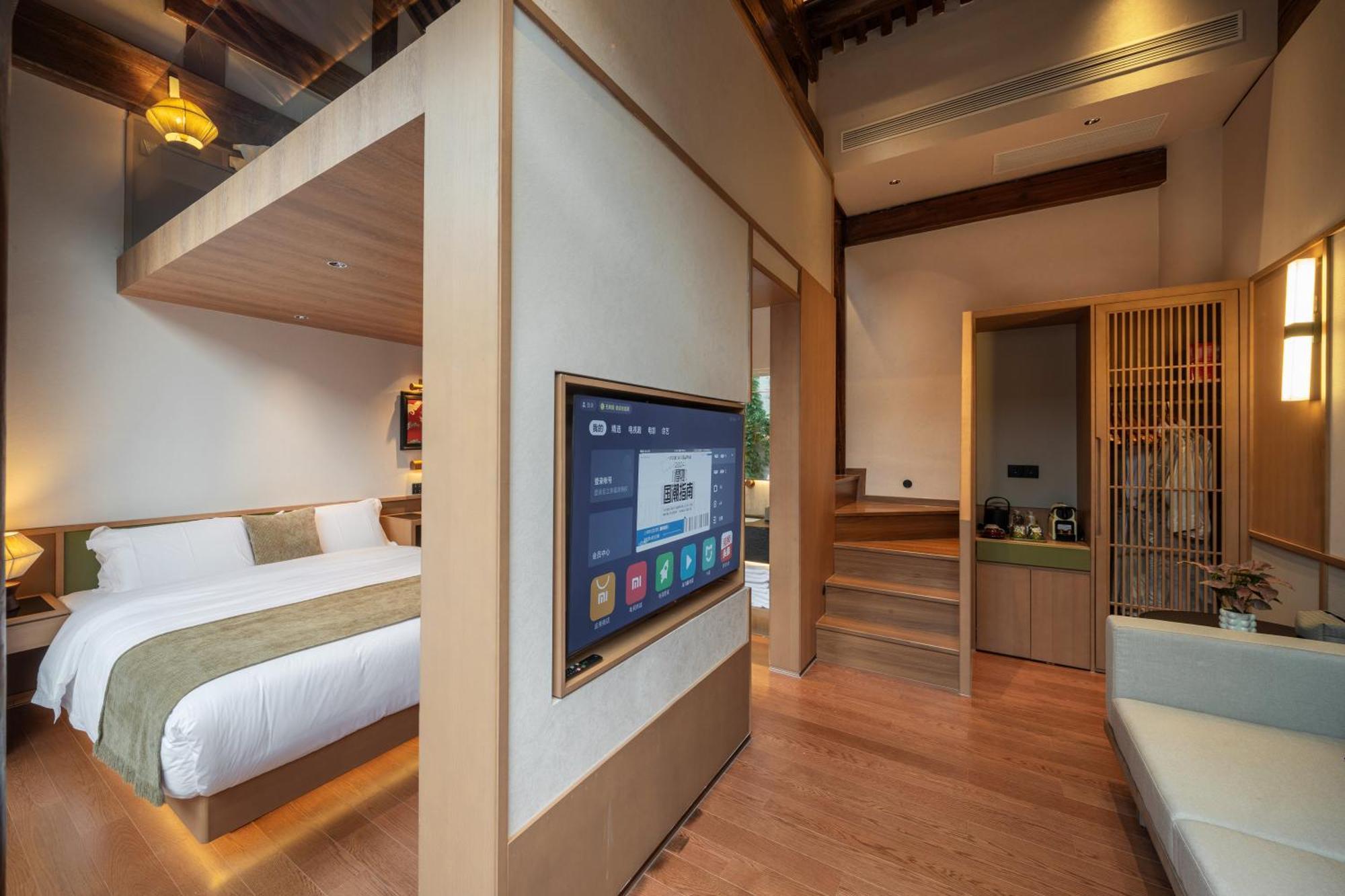 Happy Dragon Courtyard- Newly Renovated With French Windows, Near Tian'Anmen Forbidden City,Lama Temple And Heaven Temple, 3Minutes Walk From Subway,Fluent English Speaking With Tourist Sights Tickets Service ,Free Coffee &Laundry Service Peking Exterior foto